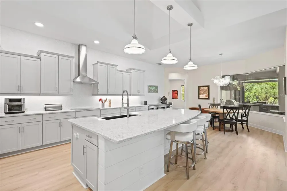 13350 Campanile Ct, Venice, FL 34293