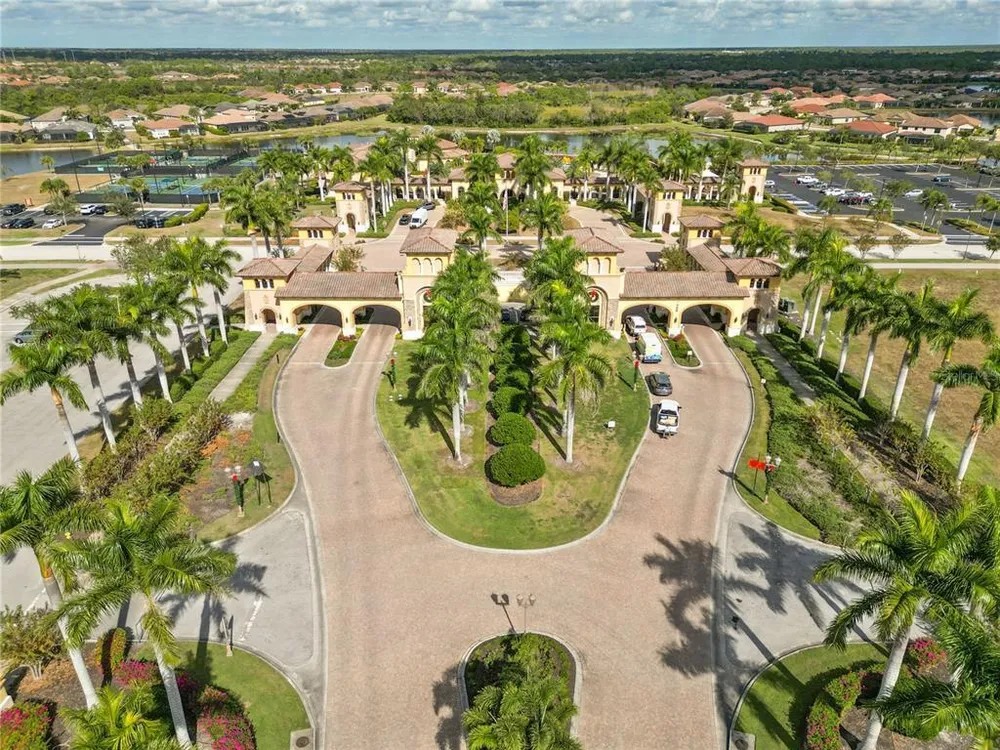 13350 Campanile Ct, Venice, FL 34293
