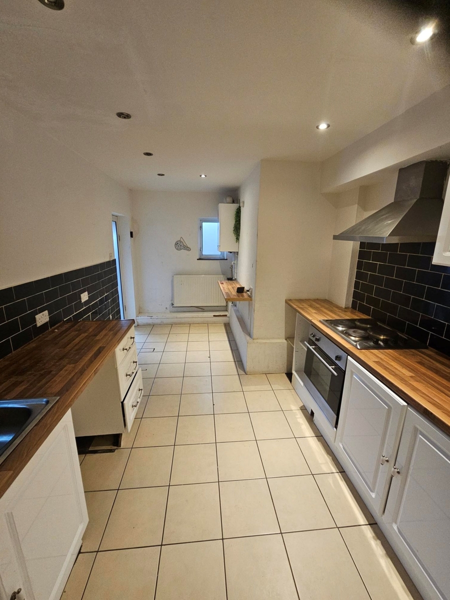 80a Baginton Road, Styvechale, Coventry Image 5