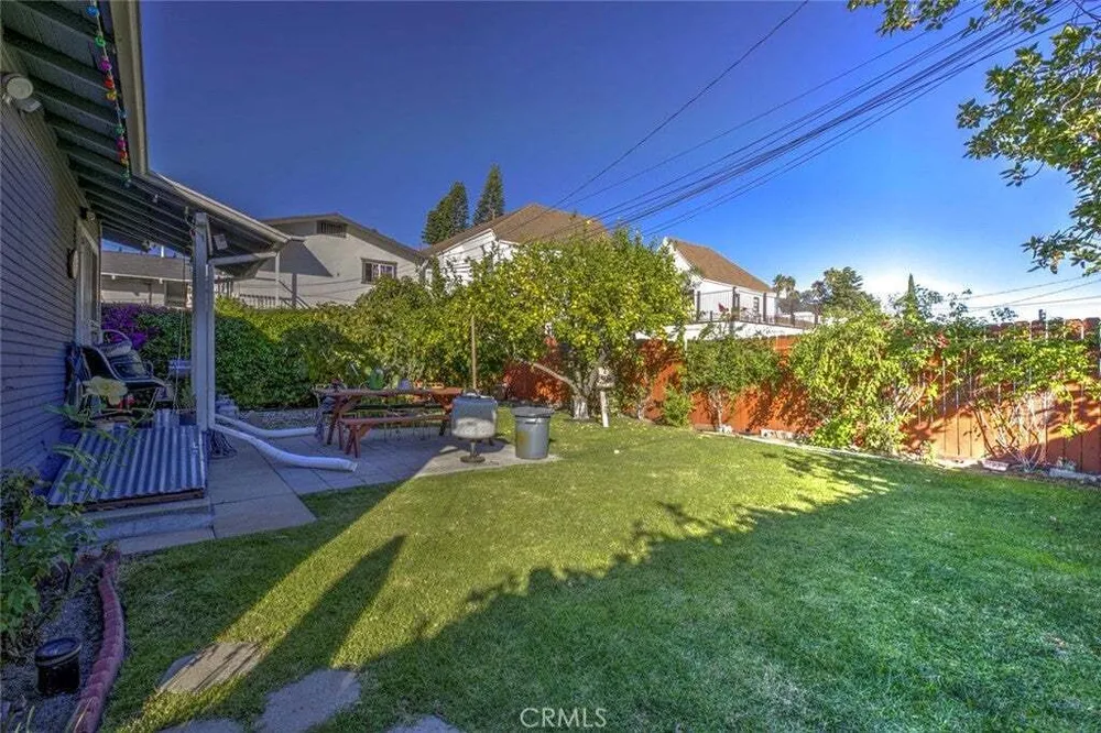 324 N Adams St, Glendale, CA 91206