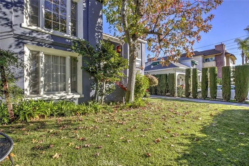 324 N Adams St, Glendale, CA 91206