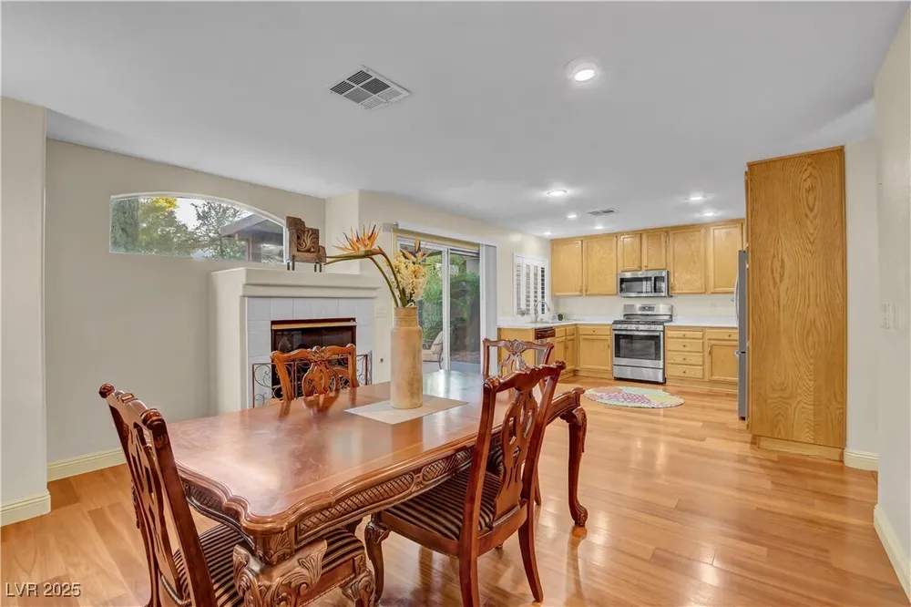10505 Prime View Ct, Las Vegas, NV 89144