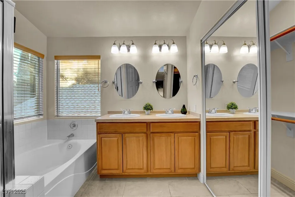 10505 Prime View Ct, Las Vegas, NV 89144