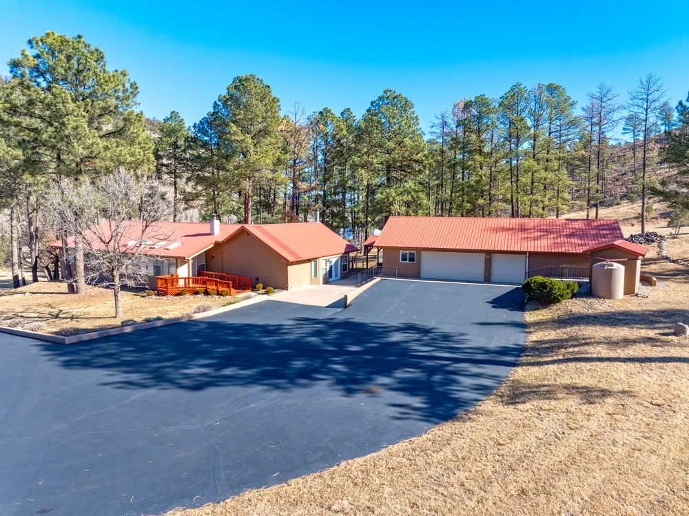 300 Eagle Creek Canyon Rd, Ruidoso, NM 88345