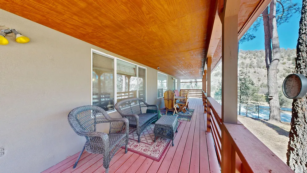 300 Eagle Creek Canyon Rd, Ruidoso, NM 88345