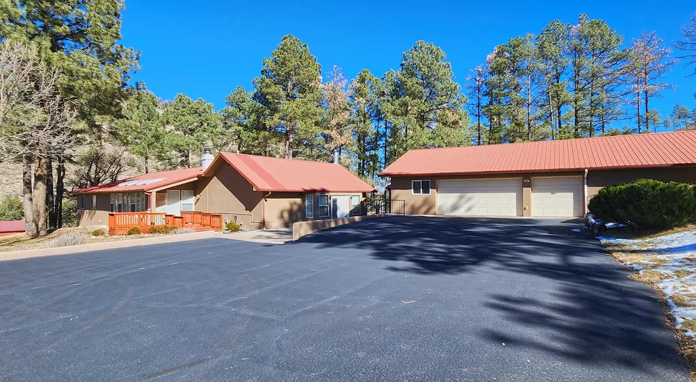 300 Eagle Creek Canyon Rd, Ruidoso, NM 88345