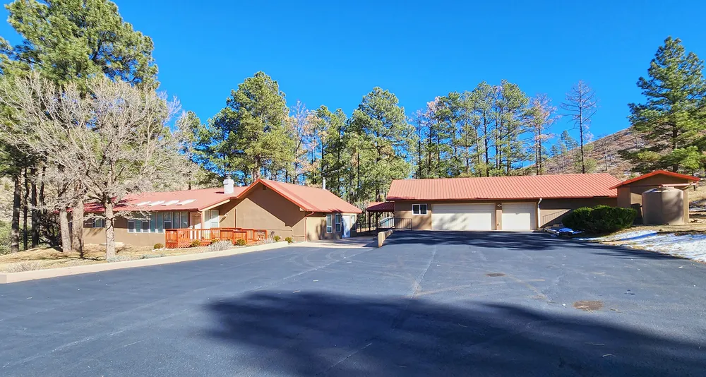 300 Eagle Creek Canyon Rd, Ruidoso, NM 88345