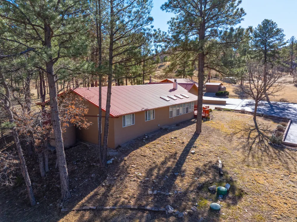 300 Eagle Creek Canyon Rd, Ruidoso, NM 88345