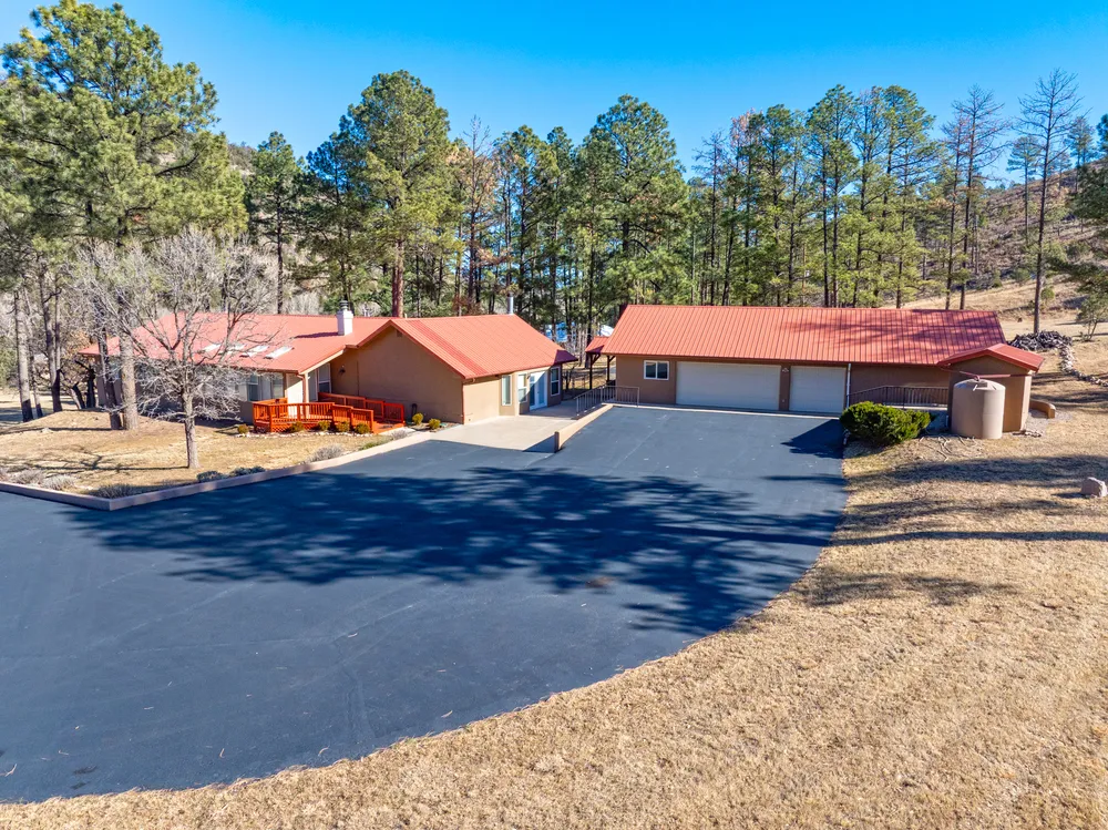 300 Eagle Creek Canyon Rd, Ruidoso, NM 88345