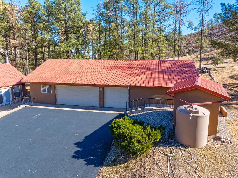 300 Eagle Creek Canyon Rd, Ruidoso, NM 88345