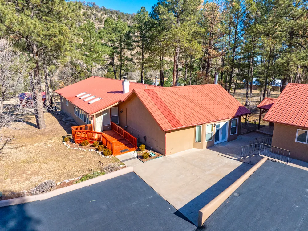 300 Eagle Creek Canyon Rd, Ruidoso, NM 88345