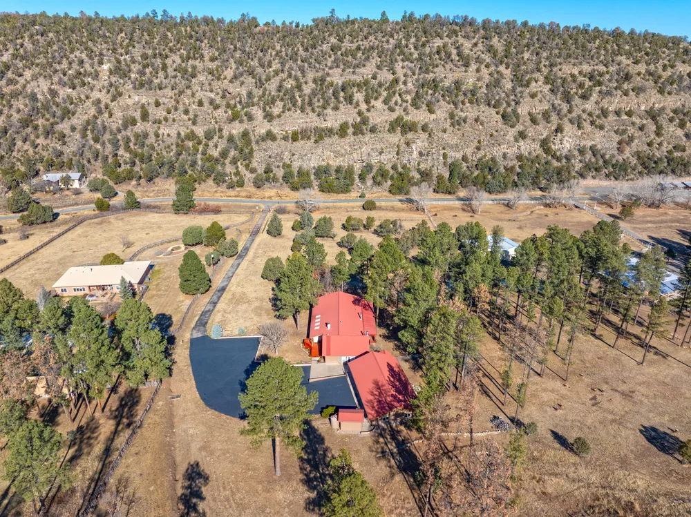 300 Eagle Creek Canyon Rd, Ruidoso, NM 88345