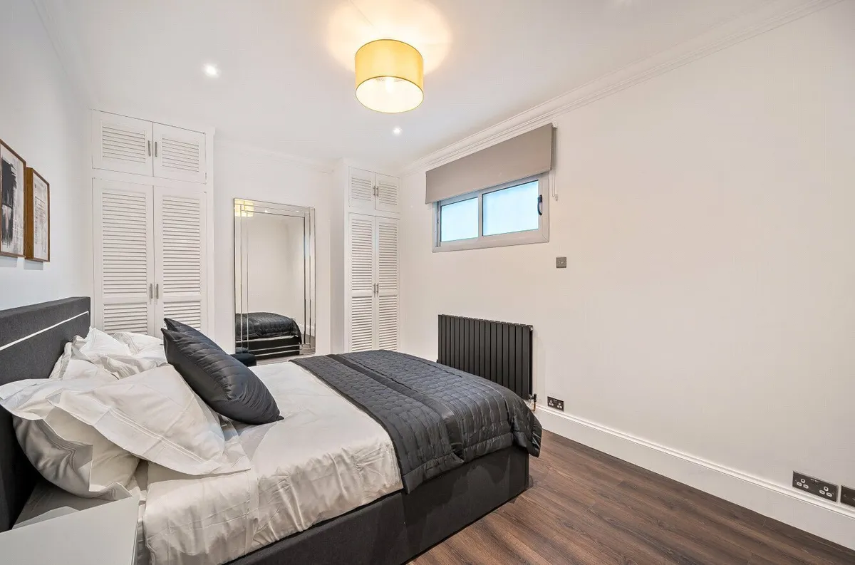 Elvaston Mews, South Kensington, London, SW7