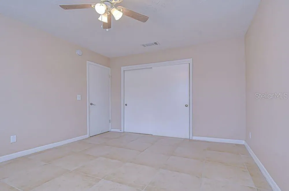 13693 Orange Sunset Dr, Tampa, FL 33618
