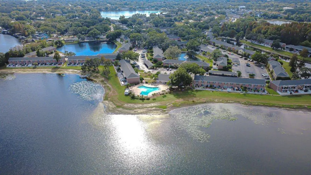 13693 Orange Sunset Dr, Tampa, FL 33618