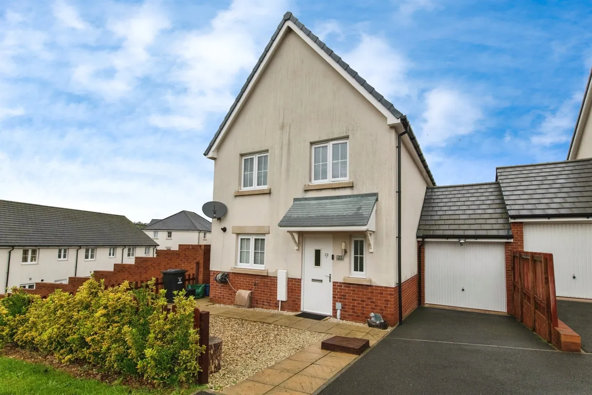 Charter Road, Axminster