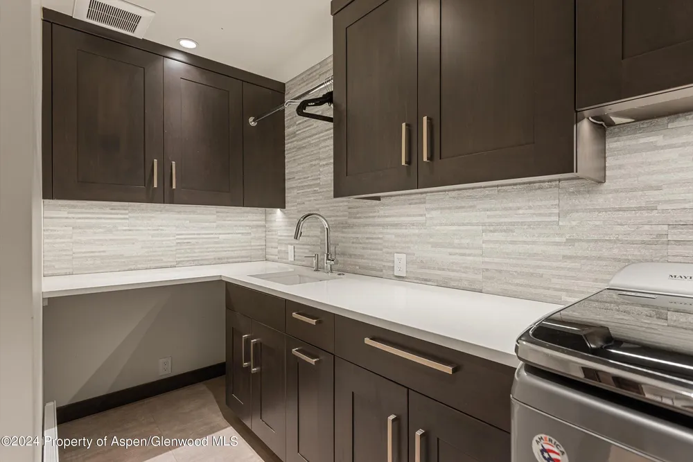 1592 Faraway Rd, Snowmass Village, CO 81615
