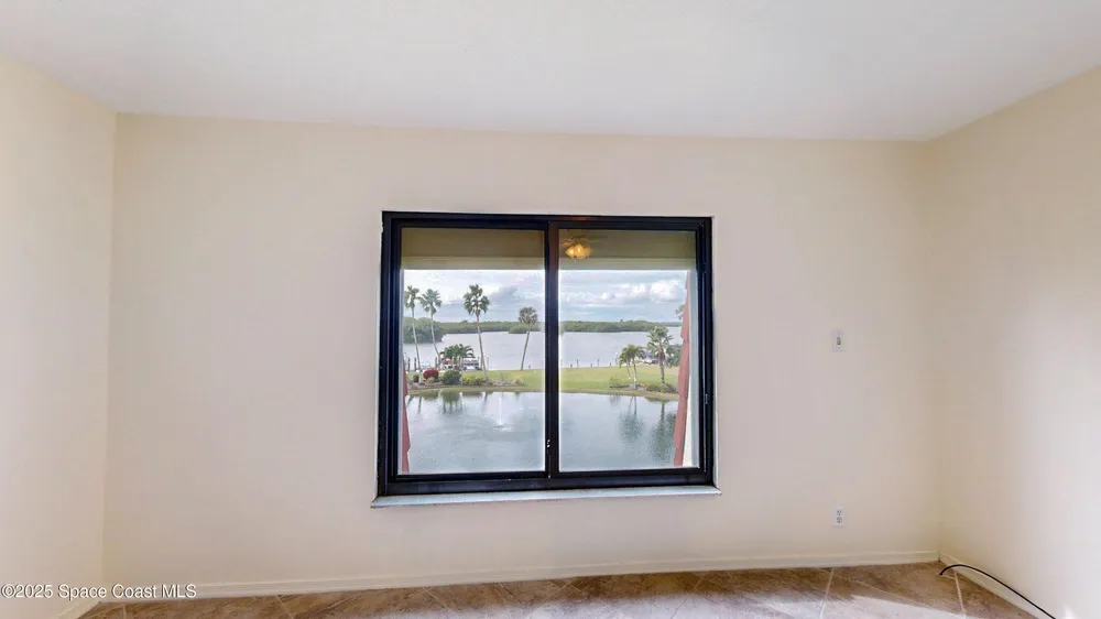 800 S Brevard Ave, Cocoa Beach, FL 32931