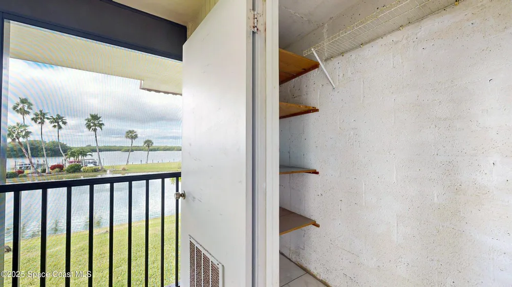 800 S Brevard Ave, Cocoa Beach, FL 32931