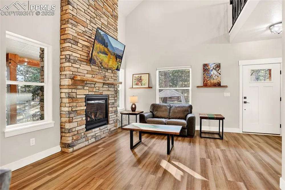 9920 Hodgen Rd, Colorado Springs, CO 80908