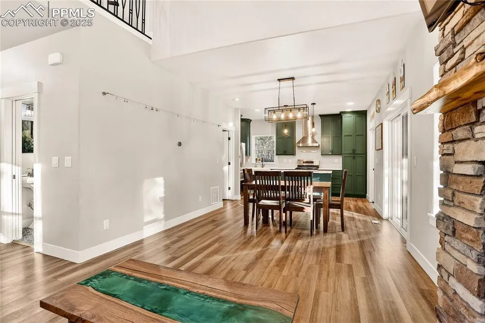 9920 Hodgen Rd, Colorado Springs, CO 80908