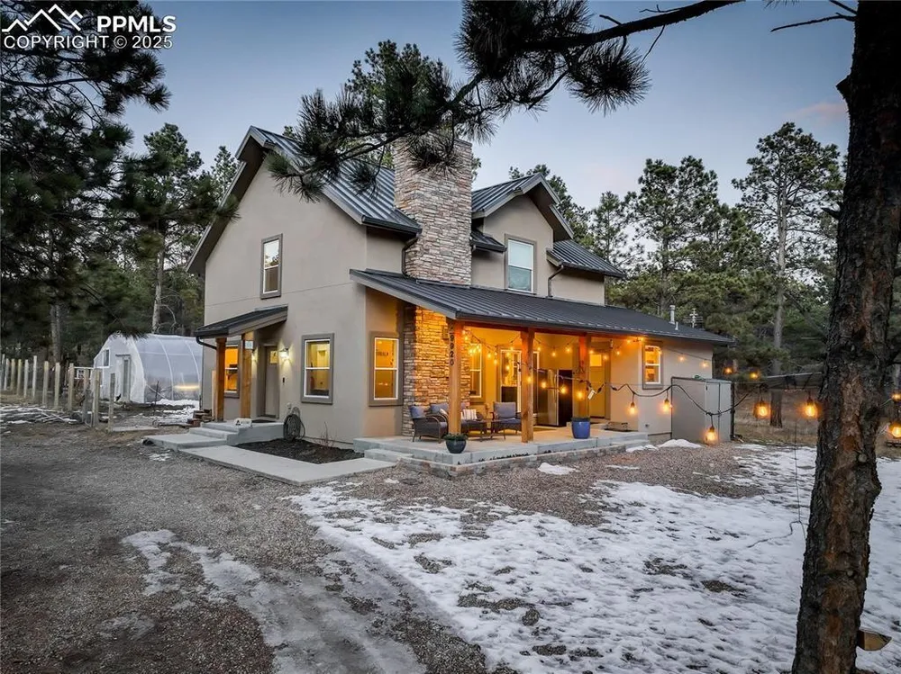 9920 Hodgen Rd, Colorado Springs, CO 80908