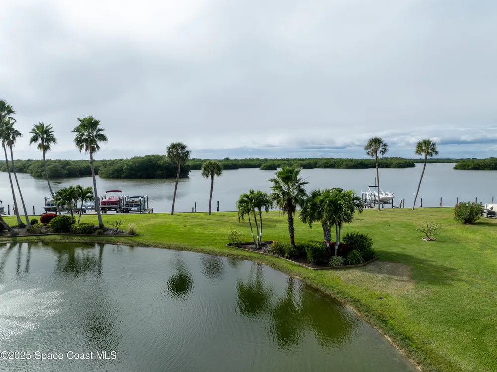 800 S Brevard Ave, Cocoa Beach, FL 32931