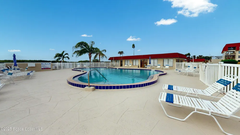 800 S Brevard Ave, Cocoa Beach, FL 32931