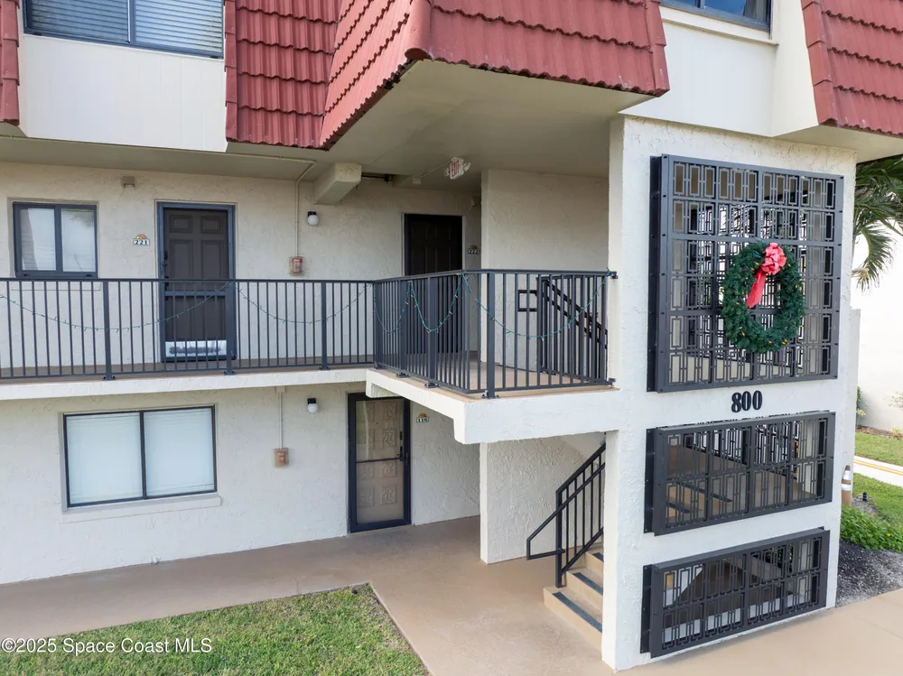 800 S Brevard Ave, Cocoa Beach, FL 32931