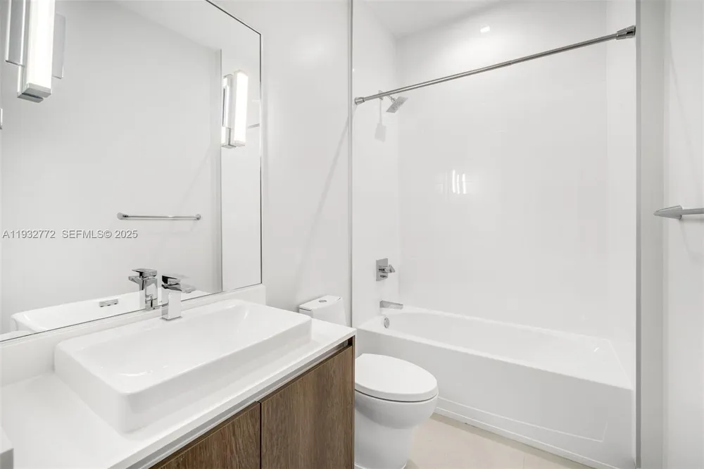 455 NE 39th St, Miami, FL 33137