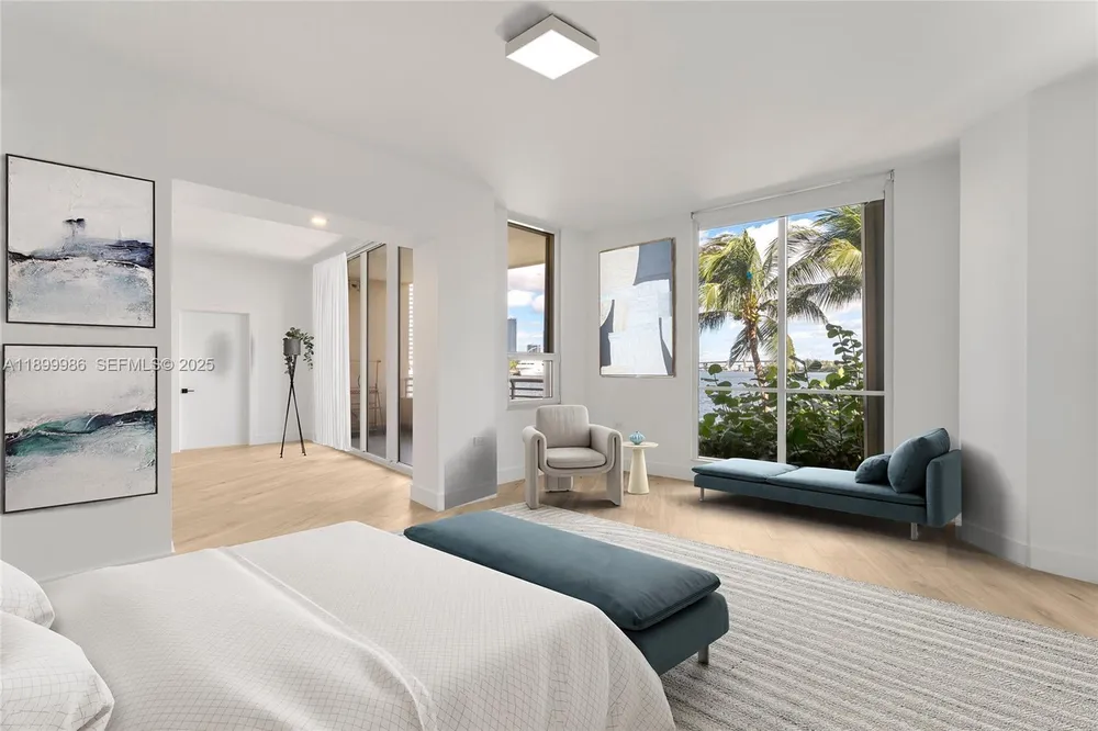848 Brickell Key Dr, Miami, FL 33131