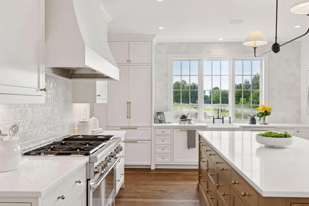 956 Mississippi River Blvd S, Saint Paul, MN 55116