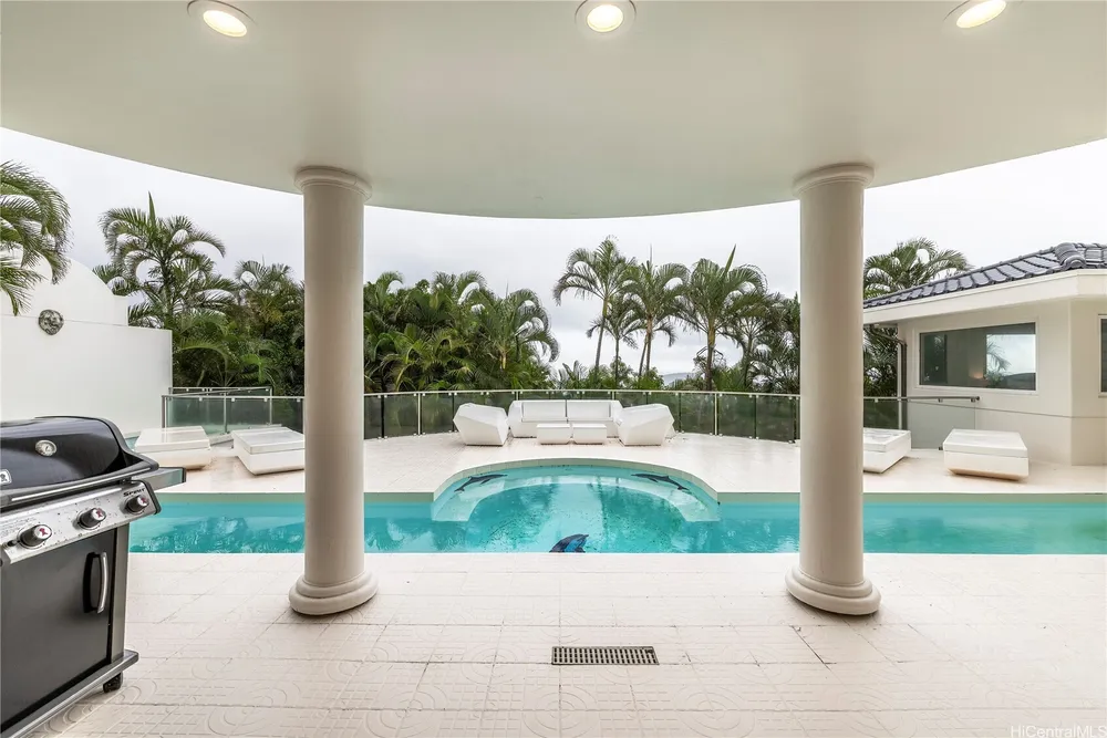 875 Ikena Circle, Honolulu, HI 96821