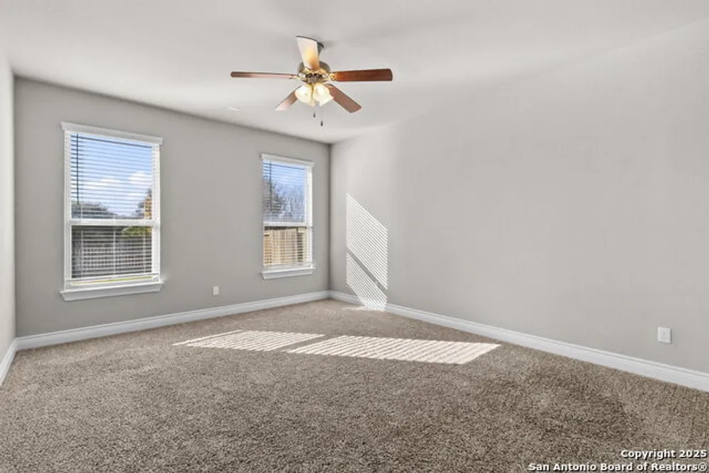 219 Lucchese St, San Antonio, TX 78253