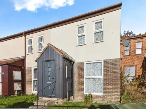 Coneyburrow Gardens, St. Leonards-On-Seaphoto