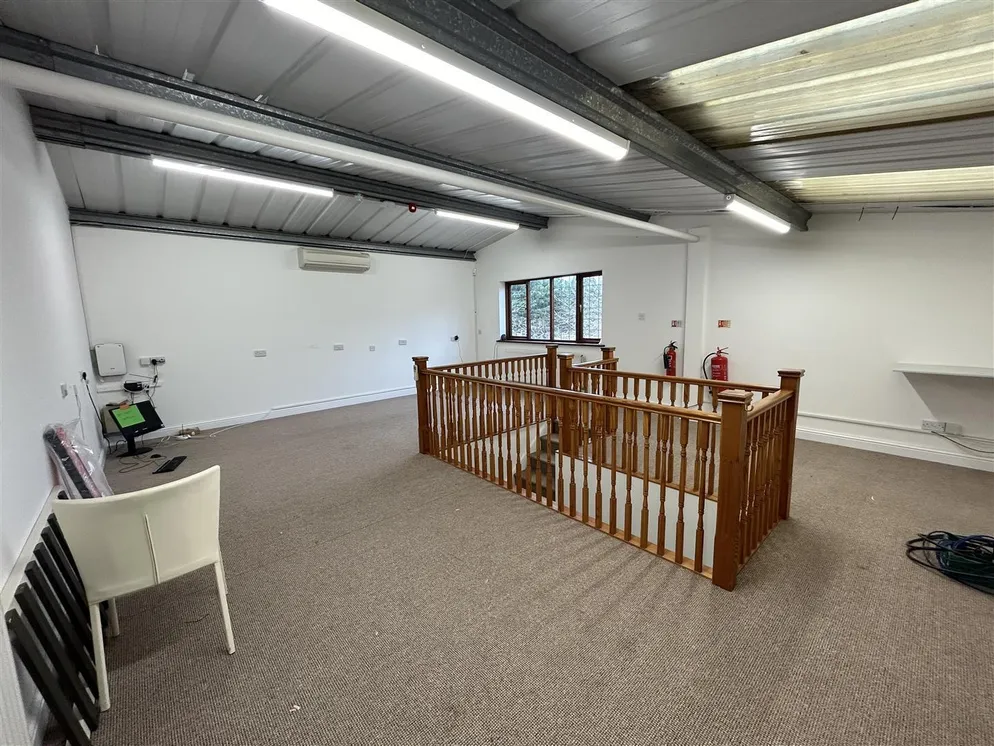 Property carousel item 5