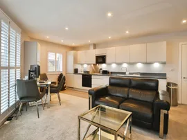 St. Albans Road, Watford photo