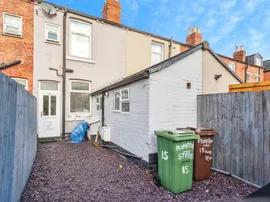 Plumpton Street, Wakefield thumb 2