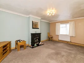 Northwood Close, Lowestoft thumb 3