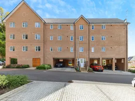 Arnold Close, Hertford photo