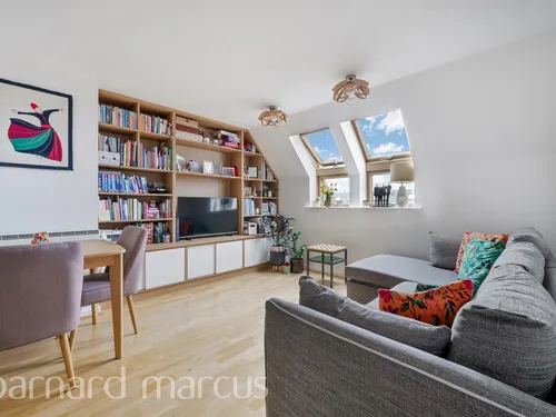 Garratt Lane, Londonphoto