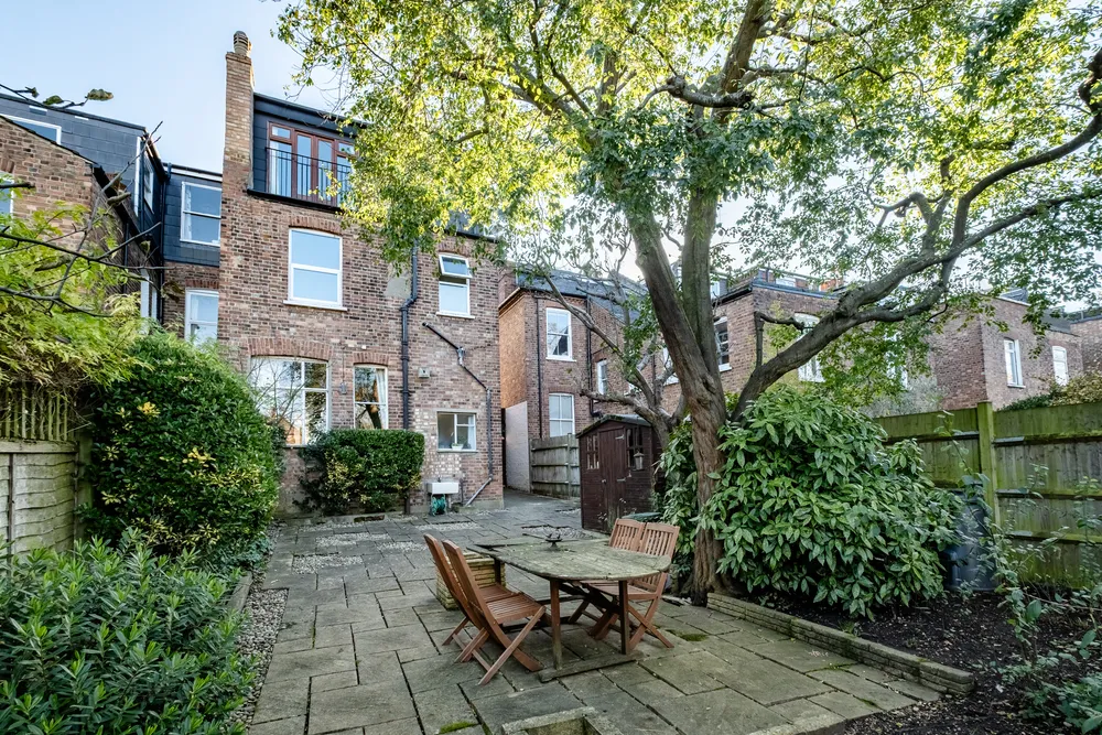 Greenham Road, London, N10