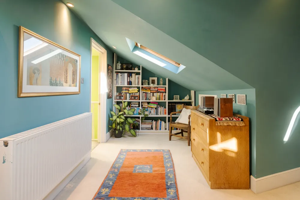 Greenham Road, London, N10