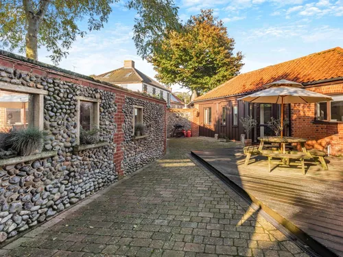 Crown Loke, Southrepps, Norwichphoto