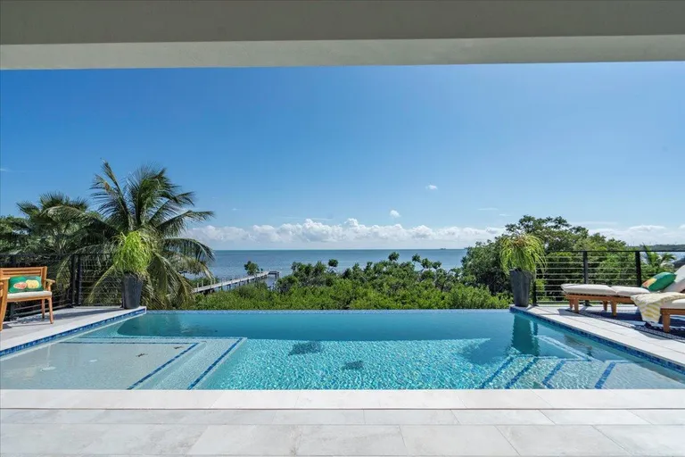 1000 68th Street Ocean, Marathon, FL 33050