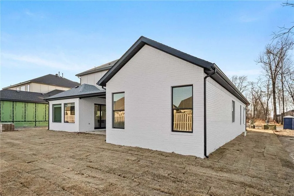 4413 S Vaughn Rd, Bentonville, AR 72713