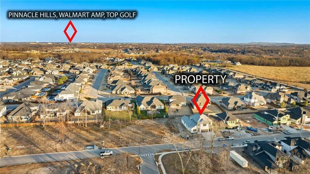 4413 S Vaughn Rd, Bentonville, AR 72713