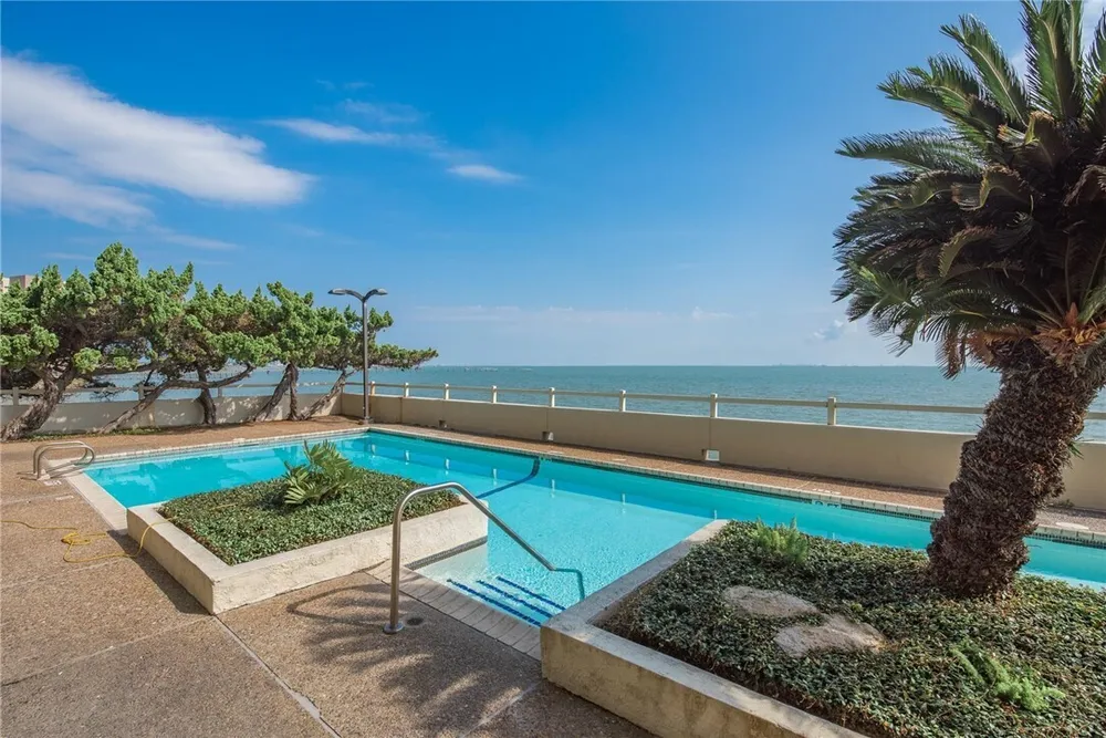 4500 Ocean Dr, Corpus Christi, TX 78412