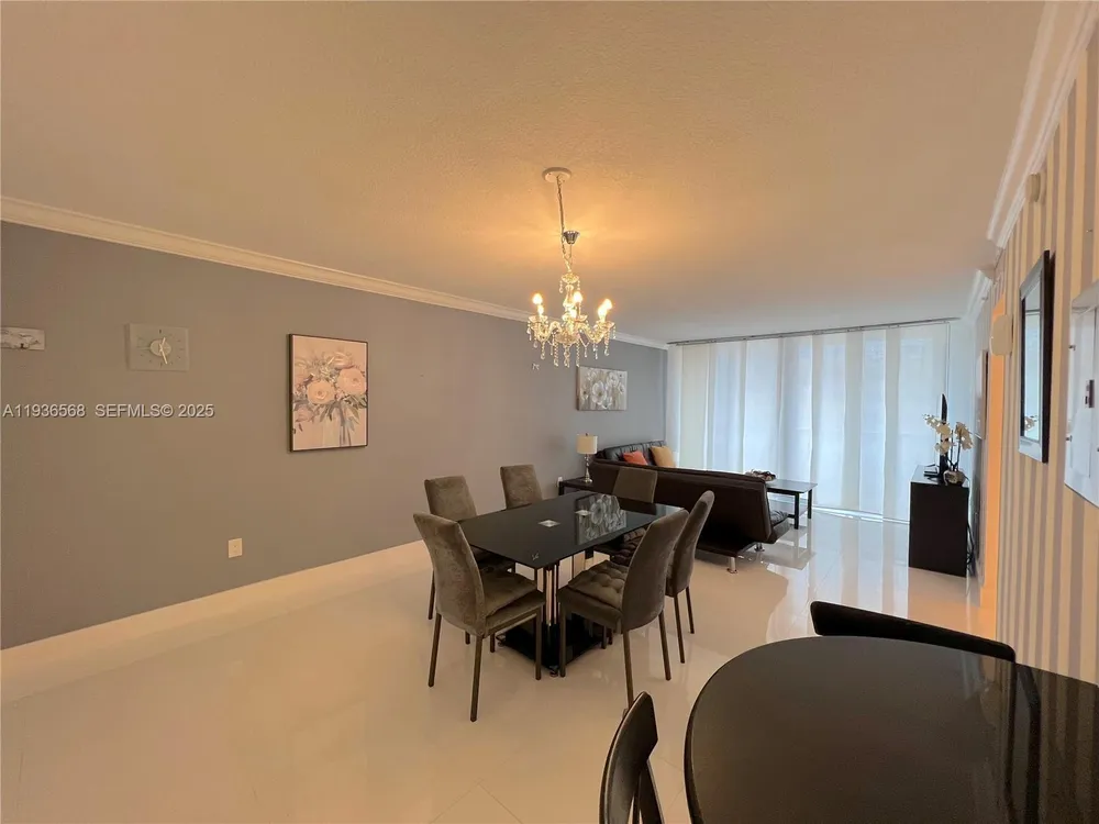 401 69th St, Miami Beach, FL 33141