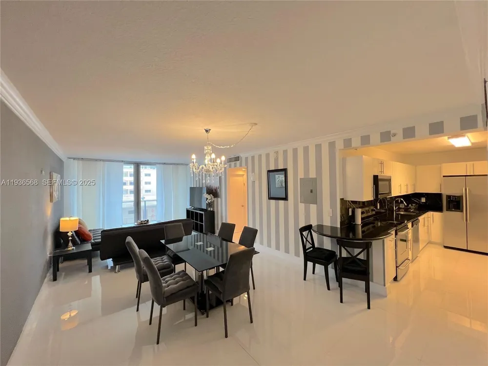 401 69th St, Miami Beach, FL 33141